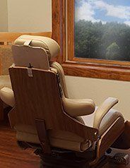 Comfortable dental treatment chair