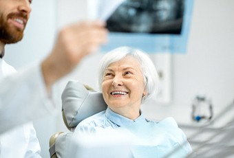 Ripon dentist showing patient their X-ray