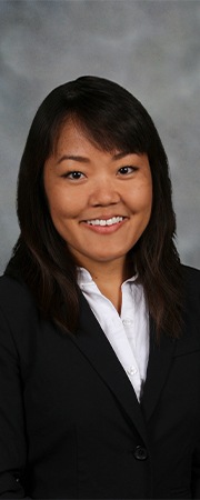 Headshot of Courtney Miyamoto, DDS
