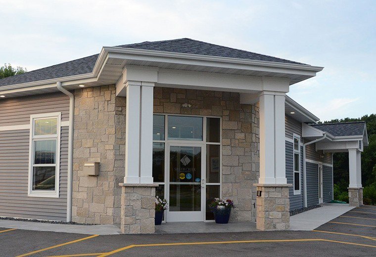 Outside view of Silver Creek Dentistry